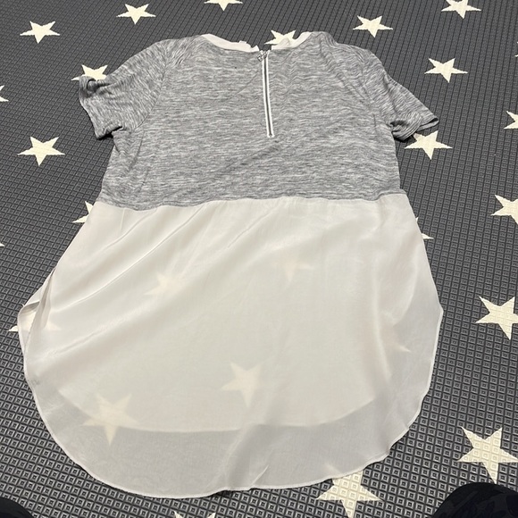 Grey and cream blouse with silk - Picture 2 of 4